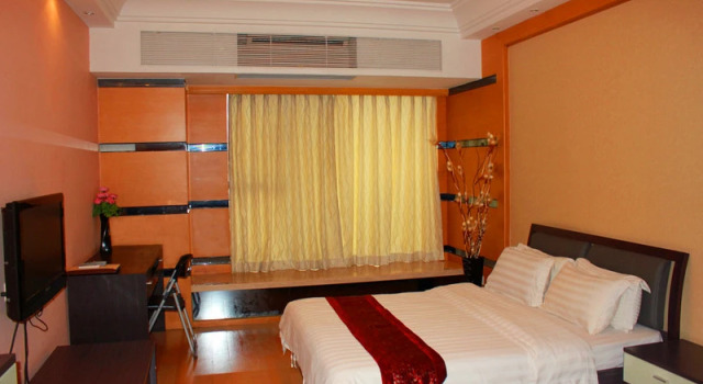 Двухместный номер Standard с балконом She & He Service Apartment - Huifeng