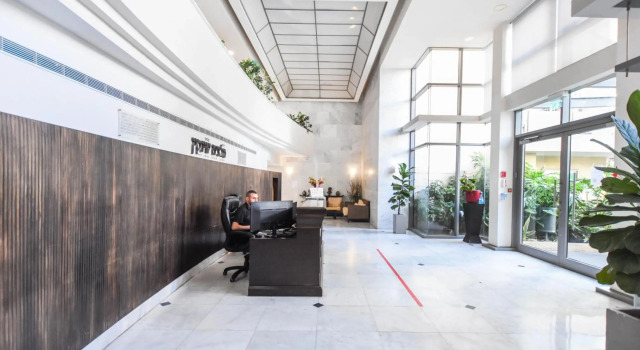 Bright 2BR in Shenkin by HolyGuest, Забронировать Отель Тель-Авив Тель-Авивский округ, рядом с Синематека