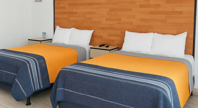 Номер Deluxe YOEL Hotel Restaurante y Centro de Negocios