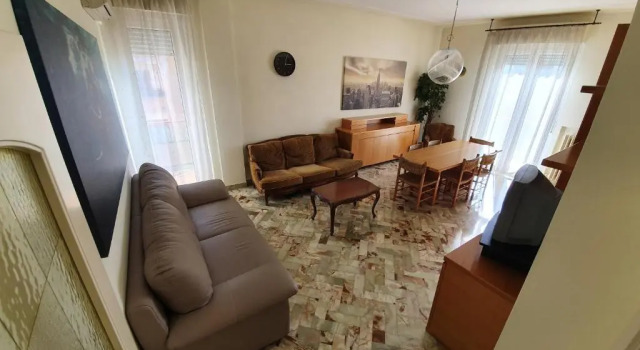 Comfort House, Rezervovat Hotel Pesaro 