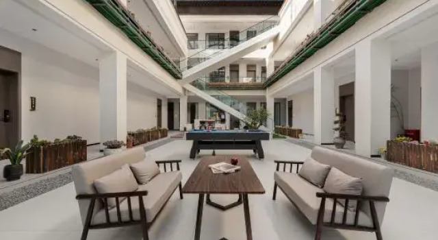 Ruilang Oxygen Supply Homestay (Shangri-La Drukgyul Ancient City Branch)