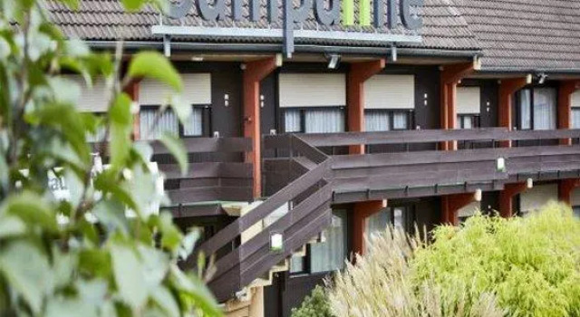 Кровать в общем номере Campanile NATURE - Strasbourg Sud Geispolsheim