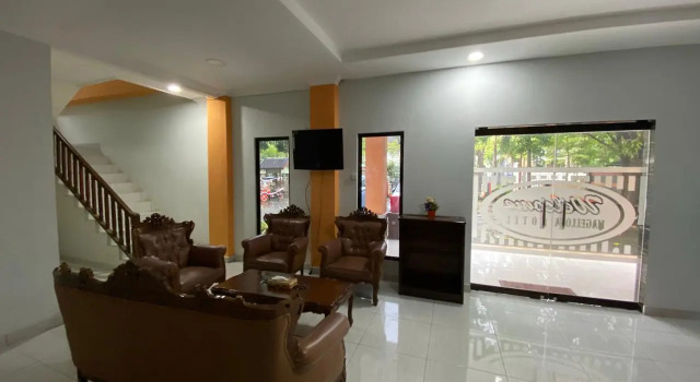 Hotel Magellona Makassar Mitra RedDoorz, Book Hotel Hotels in Sulawesi with Parking, Parking
