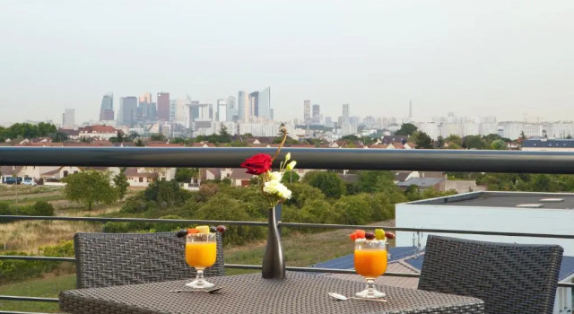 Двухместная студия Residhome Carrières La Défense