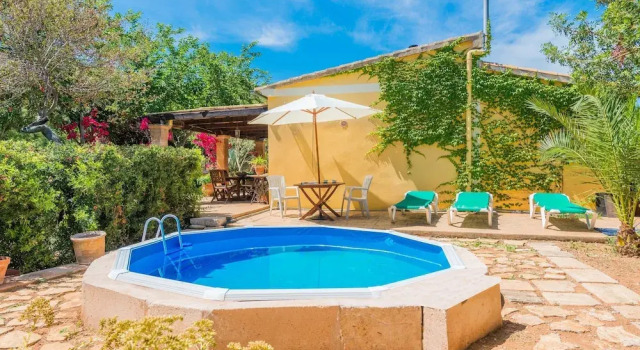 Вилла Sa Marjal in Muro With 3 Bedrooms and 1 Bathrooms
