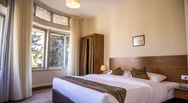 Люкс Deluxe Antika Amman Hotel
