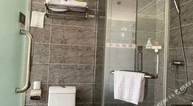 Shangkeyou Hotel (Guiyang Qingshuijiang Road Subway Station)