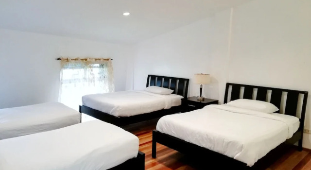 Апартаменты с 4 комнатами с балконом 87 Guesthouse