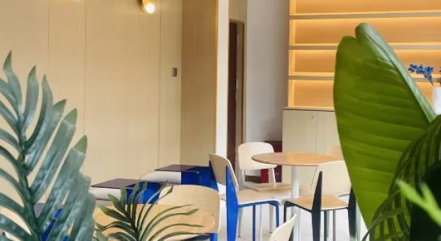 16 Degree Hotel