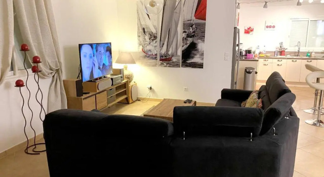 Villa de 3 chambres avec piscine privee jardin clos et wifi a Solaro a 2 km de la plage, Varaa Villa  