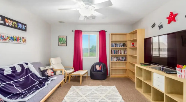 Spacious Oasis Spring Training Pool Tennis, Забронировать Дом для отпуска Сюрпрайз 