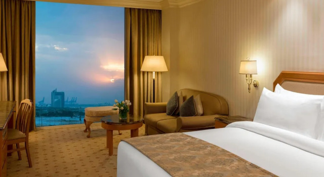 Клубный номер Executive Sheraton Kuwait, a Luxury Collection Hotel, Kuwait City