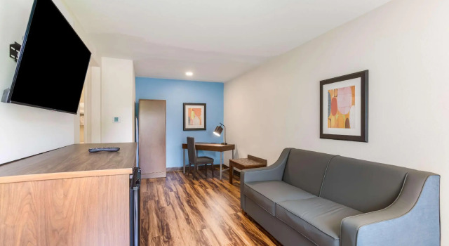 Двухместный люкс Red Lion Inn & Suites Nashville Airport