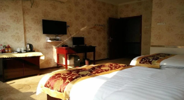Huayu Business Hotel, Rezervovat Hotel Luo-jang Henan