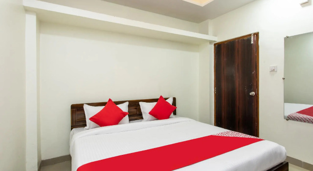 OYO 26904 Hotel Manjulam Regency, Rezerwuj Hotel Hotele w Indore ze śniadaniem, Śniadanie