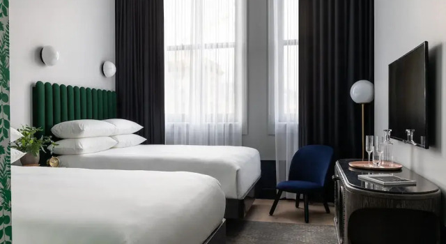 Четырёхместный номер Standard с видом на город Woodlark Hotel Portland, a Tribute Portfolio Hotel