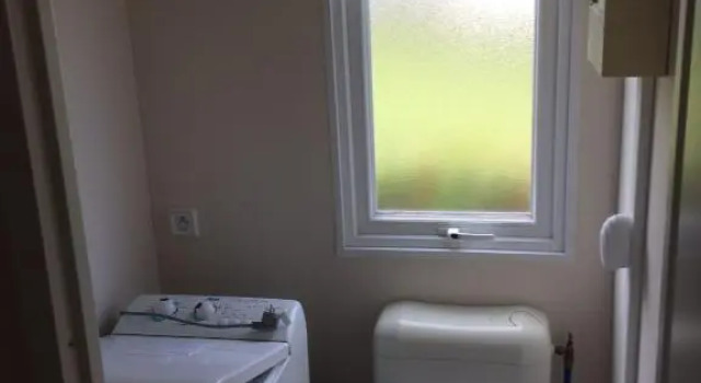 3 Bedroom Holiday Home at Siblu, Забронировать Отель Отели Finistère с парковкой, Парковка
