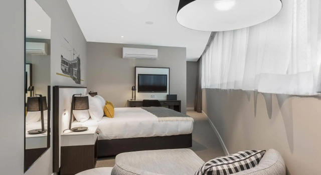 Peppers Southern Cross Melbourne, Забронировать Отель Отели Мельбурна 5 звезд, рядом с Melbourne Sports Tours, 5*