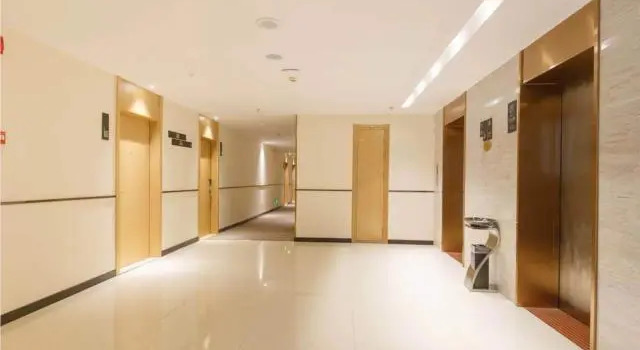 City Comfort Inn Liuzhou Baiyun Building, Prenota Hotel Hotel a Liuzhou con parcheggio, Parcheggio