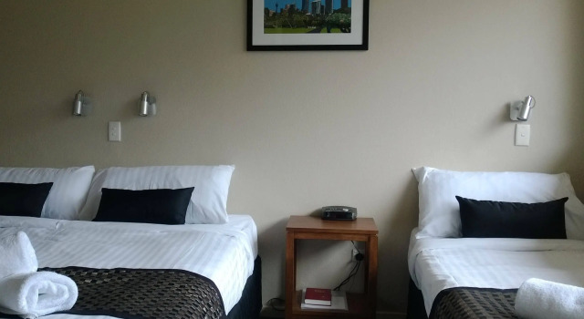 Canberra Carotel Motel, Book Motel Canberra 