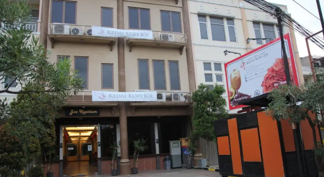 RedDoorz Plus near Soekarno Hatta Airport 2, Reserva ahora Hostal o pensión Casas de huéspedes en Tangerang, Hostal o pensión