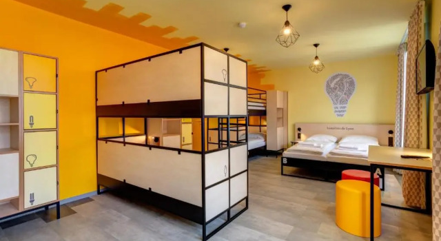 Семейный номер Standard MEININGER Hotel Lyon Centre Berthelot