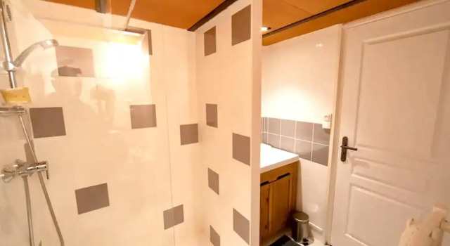Apartment With 3 Bedrooms in Pélussin, With Wonderful Mountain View, Furnished Terrace and Wifi - 18 km From the Slopes, Prenota Appartamento Hotel a Alvernia con parcheggio, Parcheggio