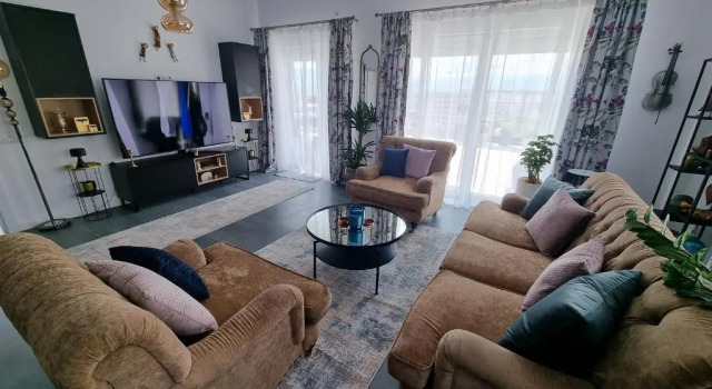 Angels Penthouse Residence, Varaa Hotelli Sibiu 