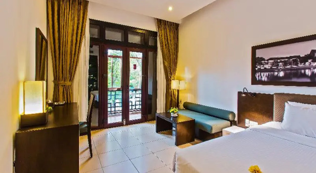 Двухместный номер Classic с балконом HOI AN HISTORIC HOTEL