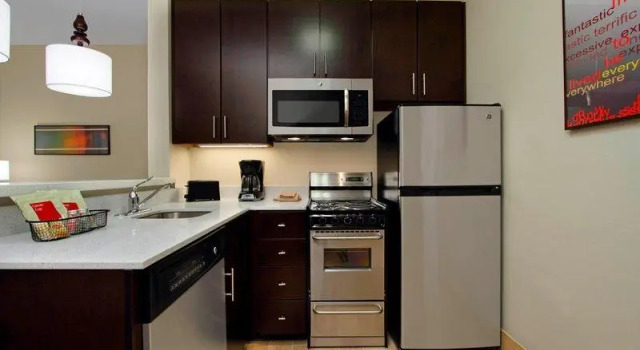 Кровать в общем номере TownePlace Suites by Marriott Dallas McKinney