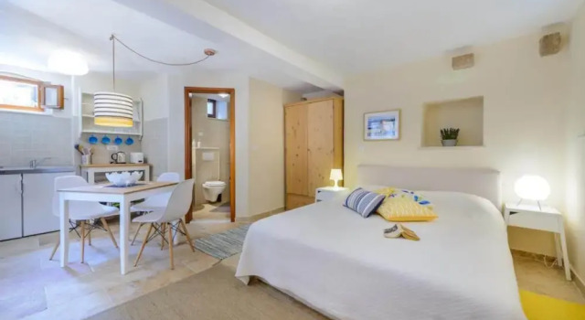 Apartment Sympa - Studio Apartment A2, Забронировать Апартаменты/квартира Отели Дубровника с парковкой, рядом с Marin Drzic Theatre, Парковка