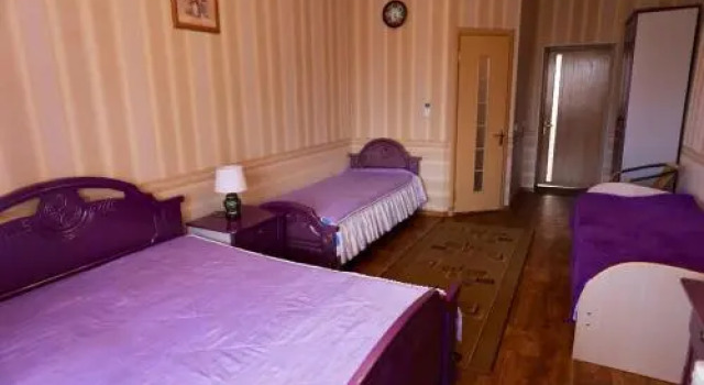 Lotos Zelyonaya Krysha Guest House, Забронировать Гостевой дом Отели Побережья Анапы с парковкой, Парковка