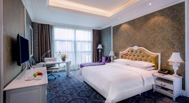 Chongqing Huachen International Hotel, Book Hotel Hoteller i Yu Bei med pool, Swimmingpool
