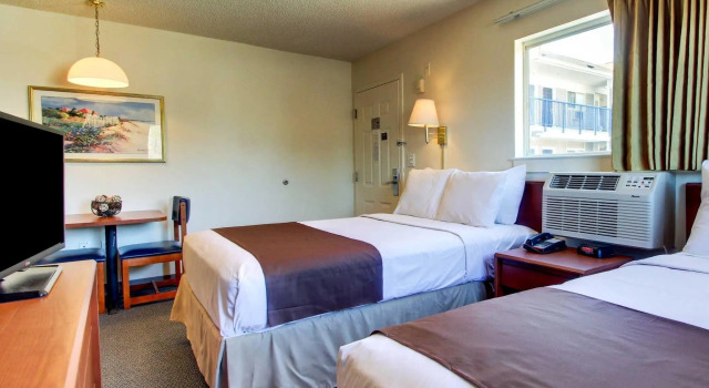 Четырёхместный номер Standard Suburban Studios Biloxi North Area