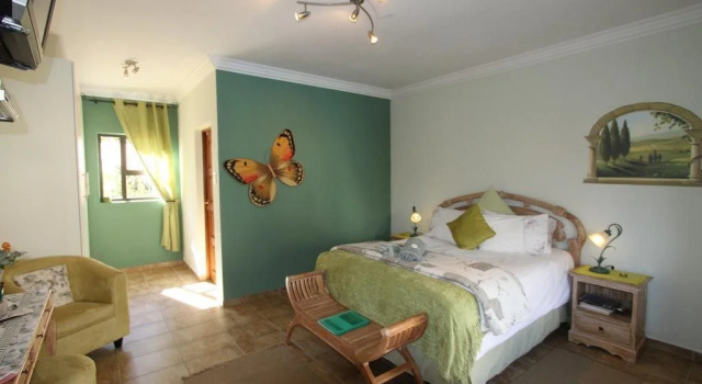Ponciana Superior Guesthouse, Забронировать Отель Хартбиспурт Бритс, рядом с Sediba Shopping Centre