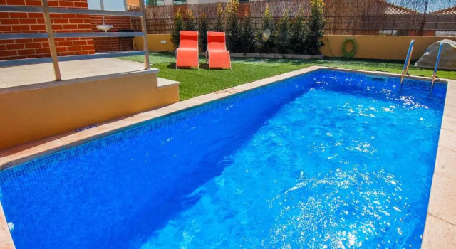 Вилла Deluxe V4, Villa Jardins Branqueira2 near Beach, Albufeira