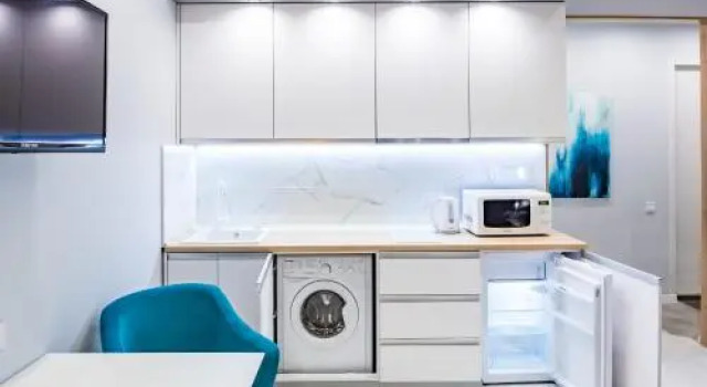 Brand new studio in historical part, Забронировать Отель Отели Львова с парковкой, рядом с Львовская галерея Зелена канапа, Парковка