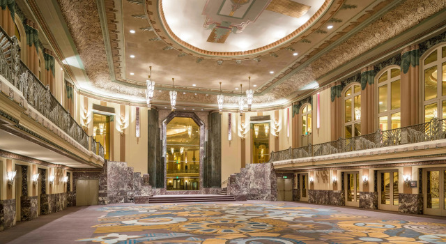 Hilton Cincinnati Netherland Plaza, Забронировать Отель Бизнес-отели Цинциннати, рядом с TQL Stadium, 4* 5*