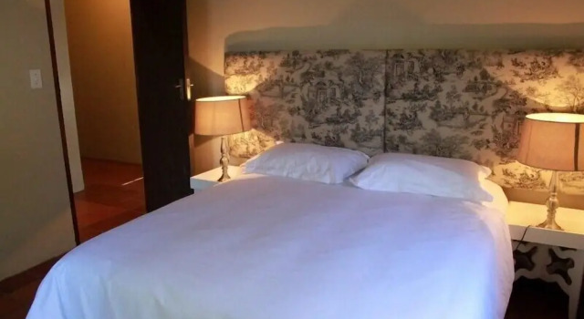 Swellendam Self Catering, Забронировать Дом для отпуска Коттеджи Свеллендам, рядом с NG Church Swellendam, Коттедж