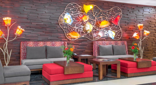 Four Points by Sheraton Queretaro Norte, Забронировать Отель Салитре Керетаро, рядом с Uptown Center Queretaro