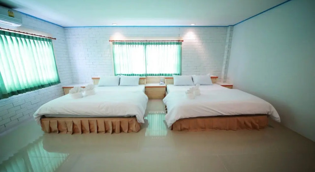 Семейный номер Standard Prachuap Saam Ao Hotel