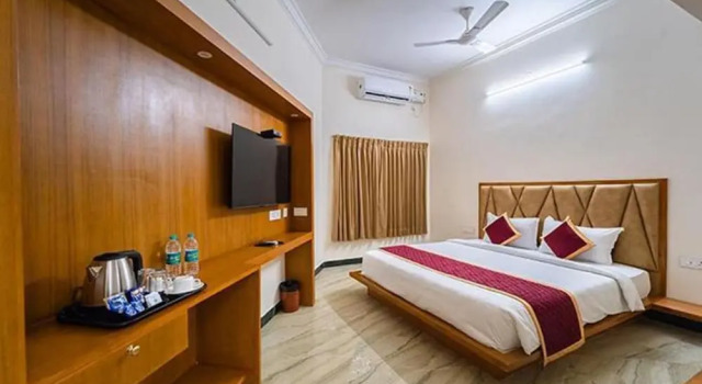 Номер Premium Fabhotel Prime Ar Phalazzo Resort