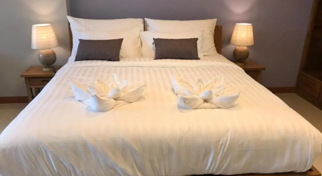 Люкс с видом на бассейн Look at Home Lamphun