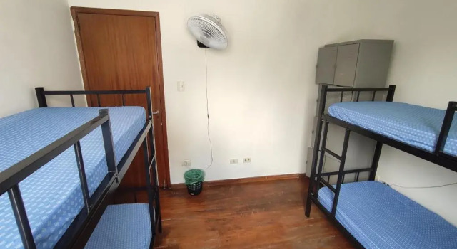 Кровать в общем номере (женский номер) Metrô Hostel SP