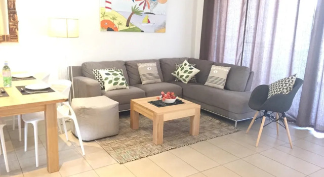 Apartment With 3 Bedrooms in Roches Noires, With Wonderful sea View, P, Prenota Appartamento Hotel a Mauritius Costa Nord con piscina, Piscina