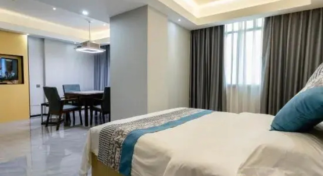 Двухместный люкс Deluxe Tuwo Holiday Hotel (You County Bus Terminal)