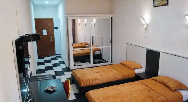 Standard- tredobbelt værelse Hotel Dar Lyes