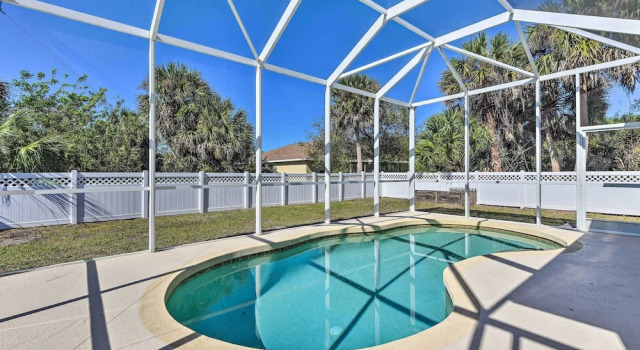 Rotonda West Home w/ Heated Pool, 5 Mi to Beach!