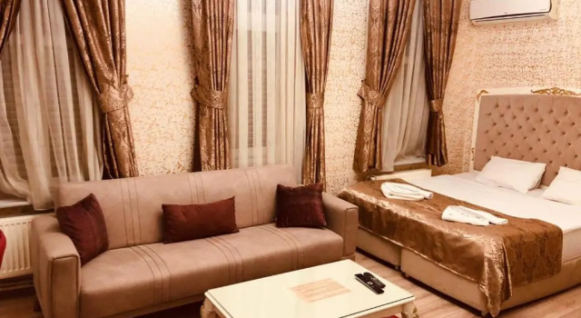 Люкс Deluxe с 2 комнатами Alhambra Apart Hotel