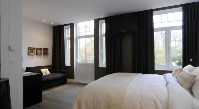 B&B Belrose, Prenota Bed & breakfast Hotel a Flanders con parcheggio, Parcheggio